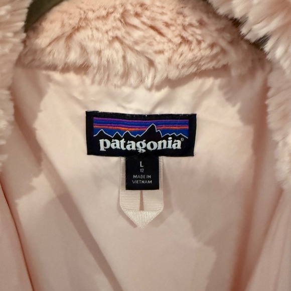 Girl Patagonia , Size L/12, Faux fur jacket;  Like-new - Picture 4 of 4